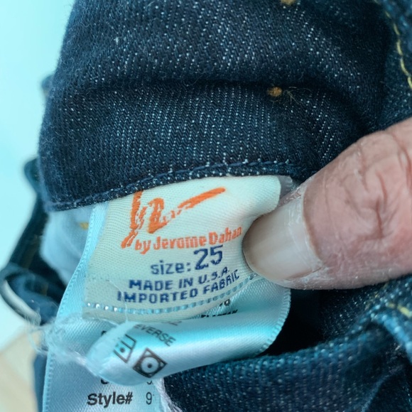 Citizens of Humanity Women’s Cadet Stretch Shorts - Picture 5 of 8